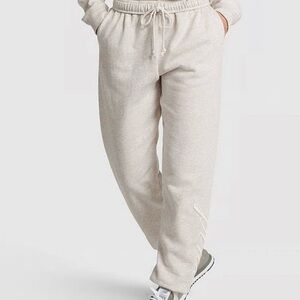 Victoria’s Secret PINK Fleece Sweatpants Heather Oatmeal – Size Large NWT